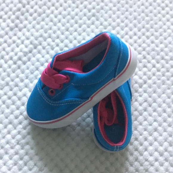 Girls blue and pink size 7 shoes NWT - Picture 3 of 9
